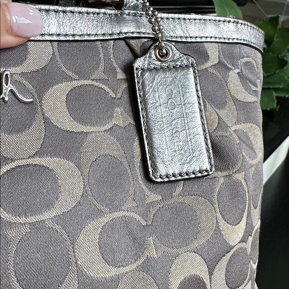 Coach Black and Gray Signature Tote - Picture 8 of 12
